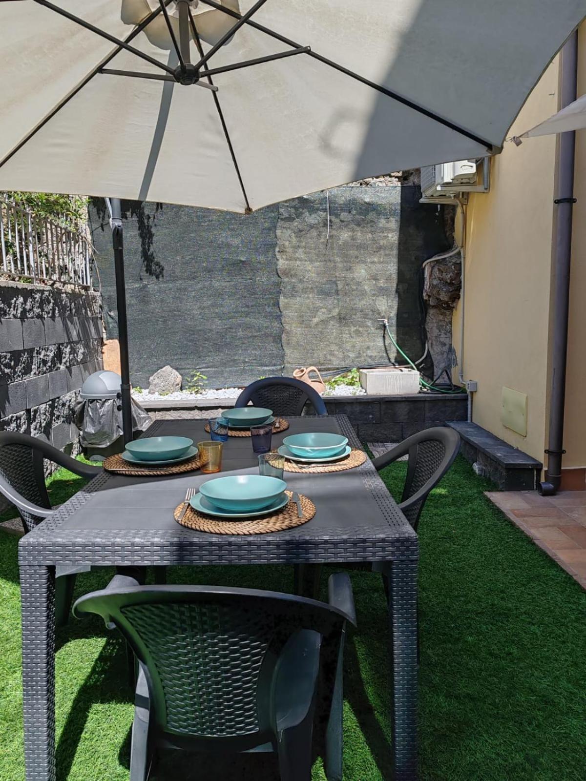 Villa Etna Garden House: Oasis In The Heart Of CTA Exterior foto